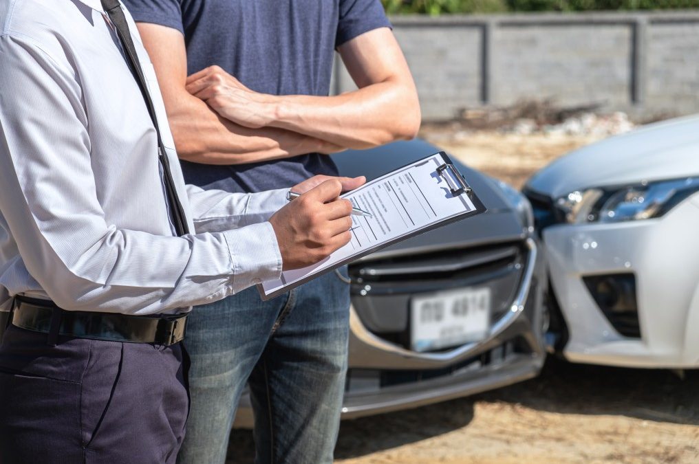 Accident de voiture à l’étranger : que dois-je faire ?